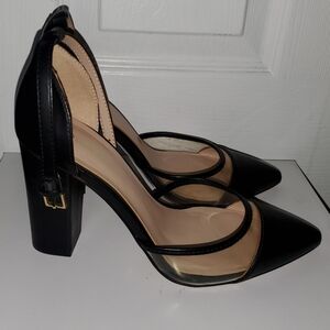Black block heel